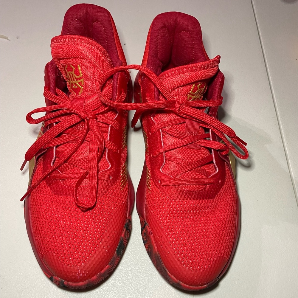Adidas x Marvel D.O.N. Issue #1 Ironman Spiderman Red Basketball Shoes. Size 9